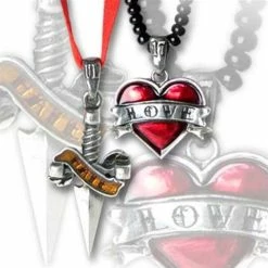 Hearts & Roses Love Hate Necklace